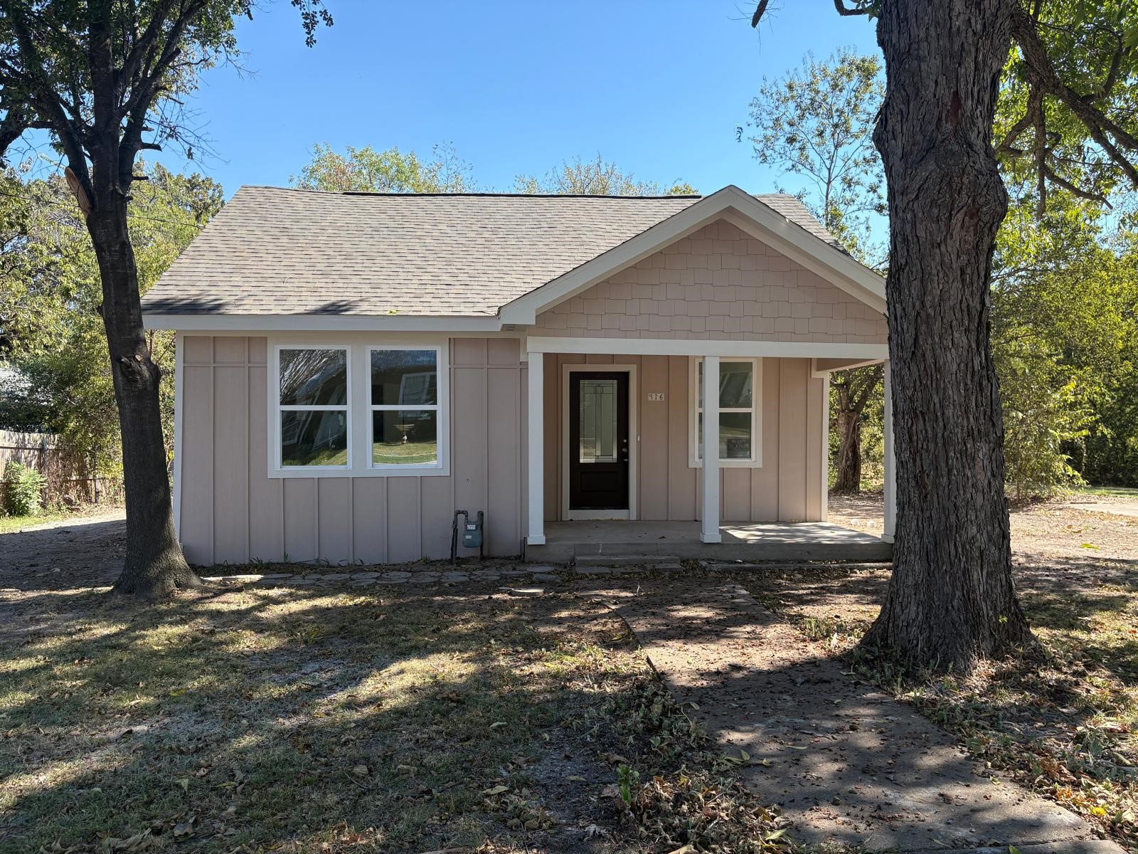 916 N Virginia Street Terrell TX 75160