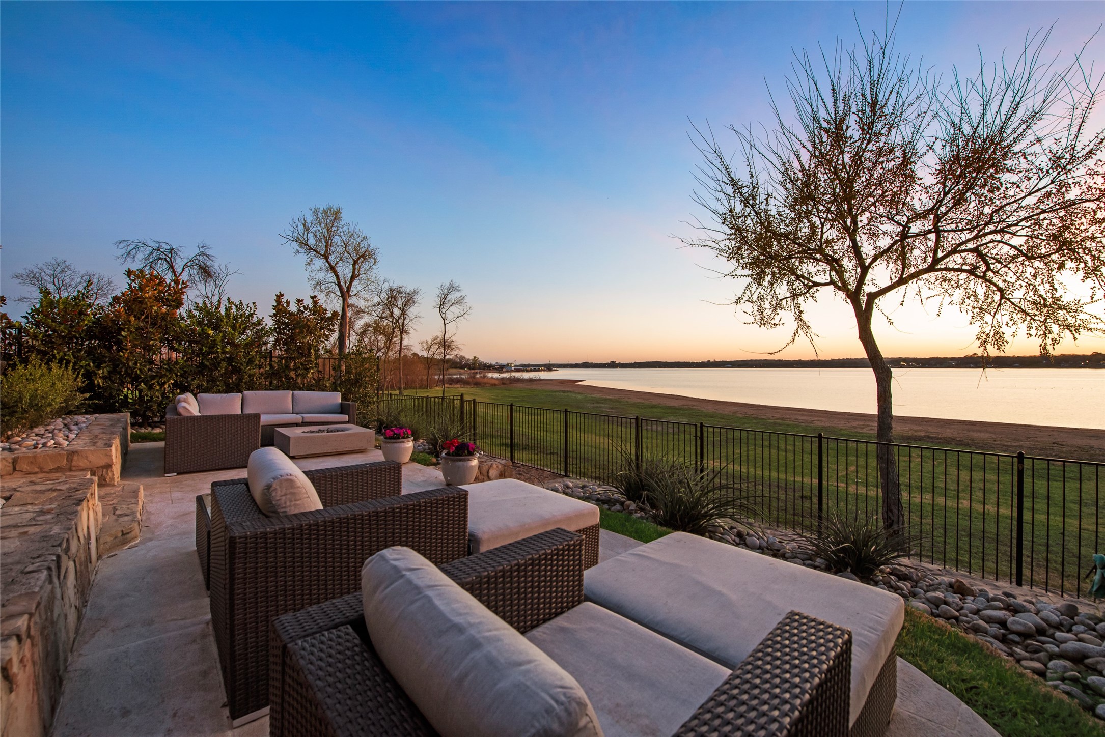 10013 Lakeside Drive Fort Worth TX 76179