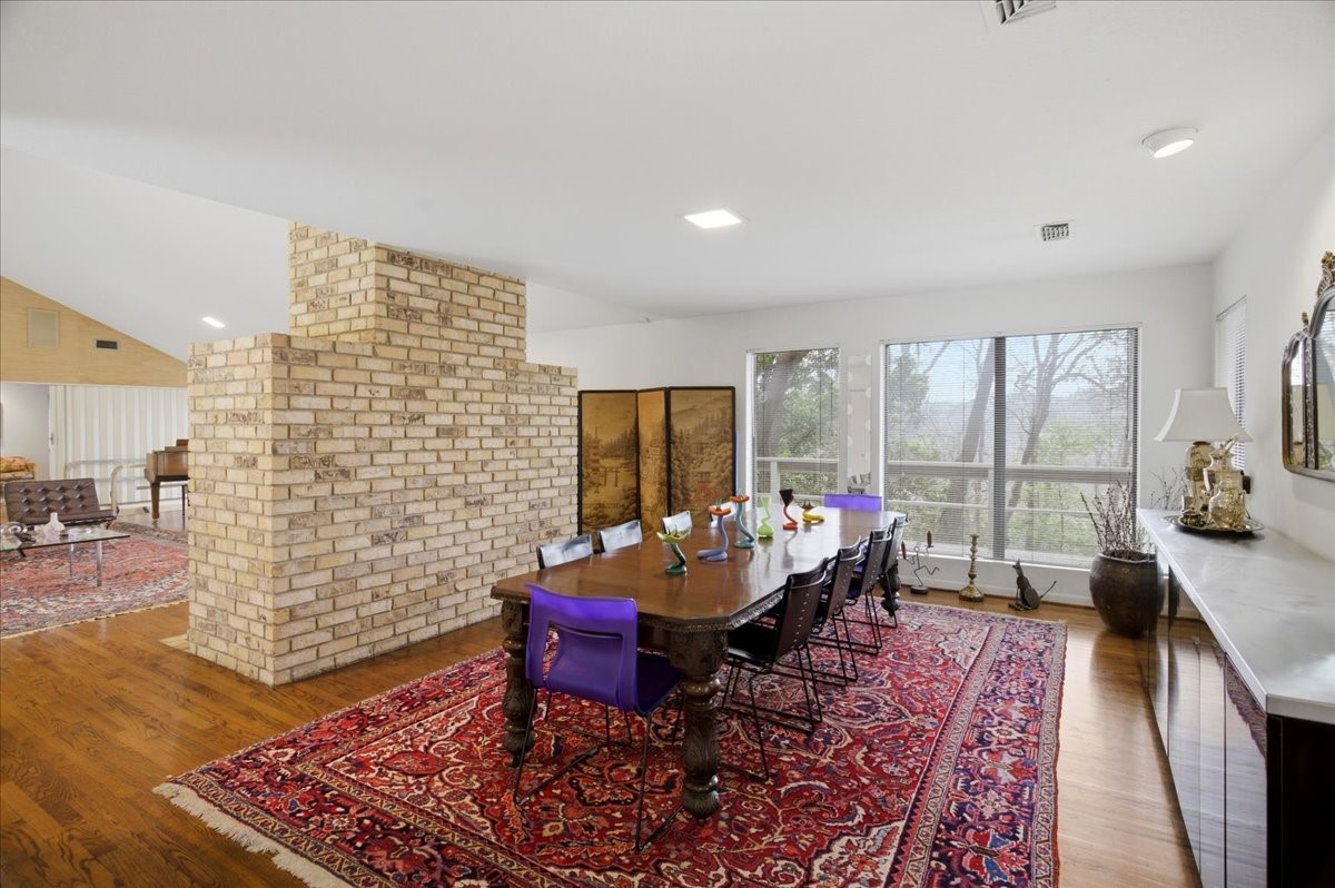 2001 Deepdale Drive Westover Hills TX 76107