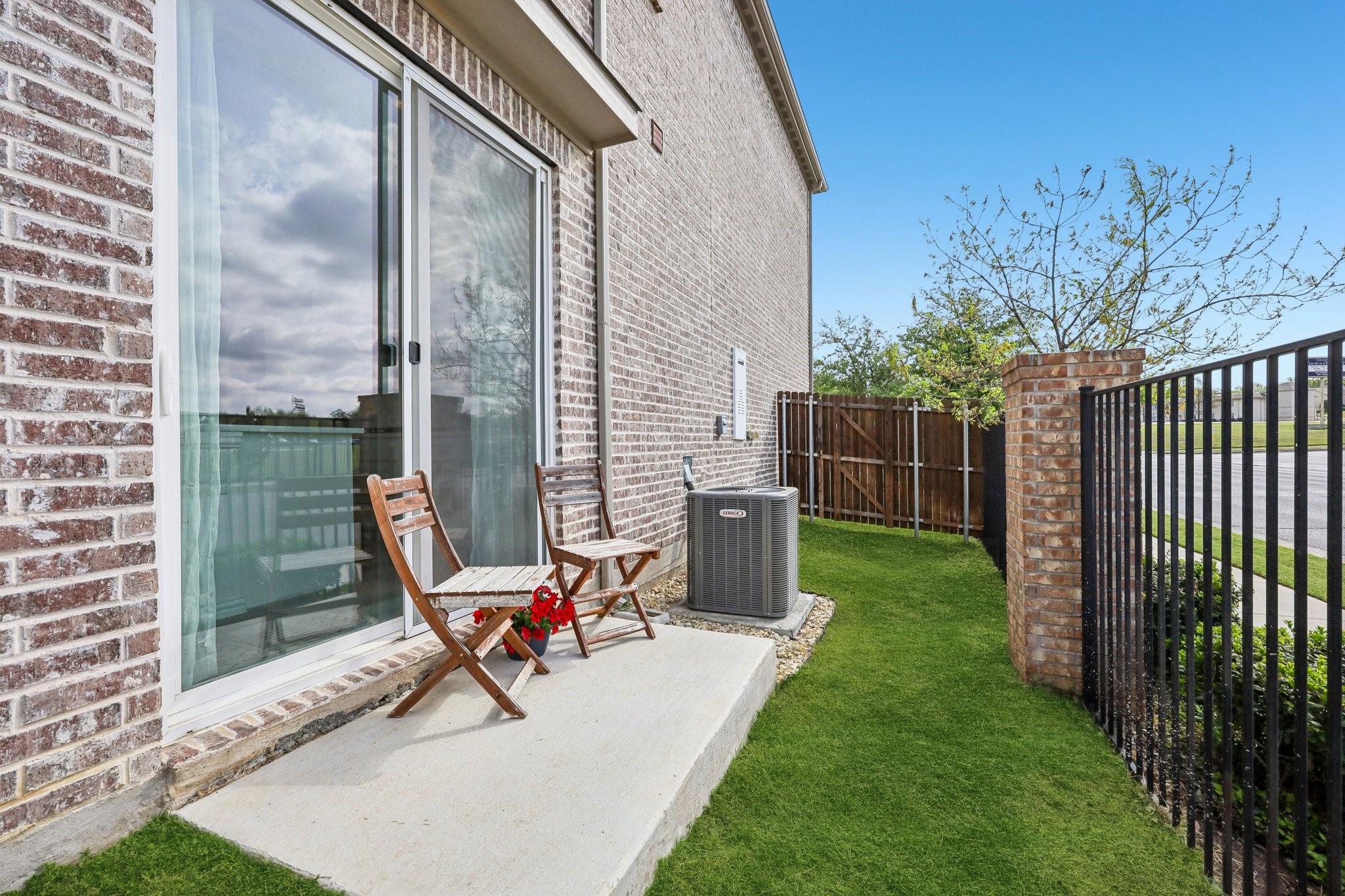 6201 Queens Path North Richland Hills TX 76180