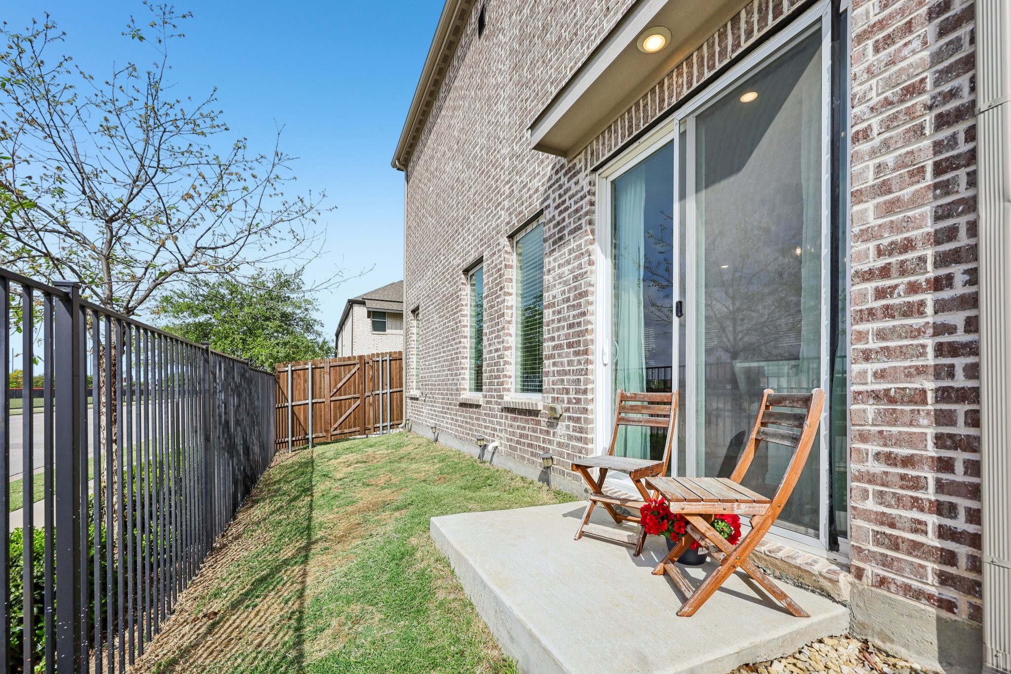 6201 Queens Path North Richland Hills TX 76180