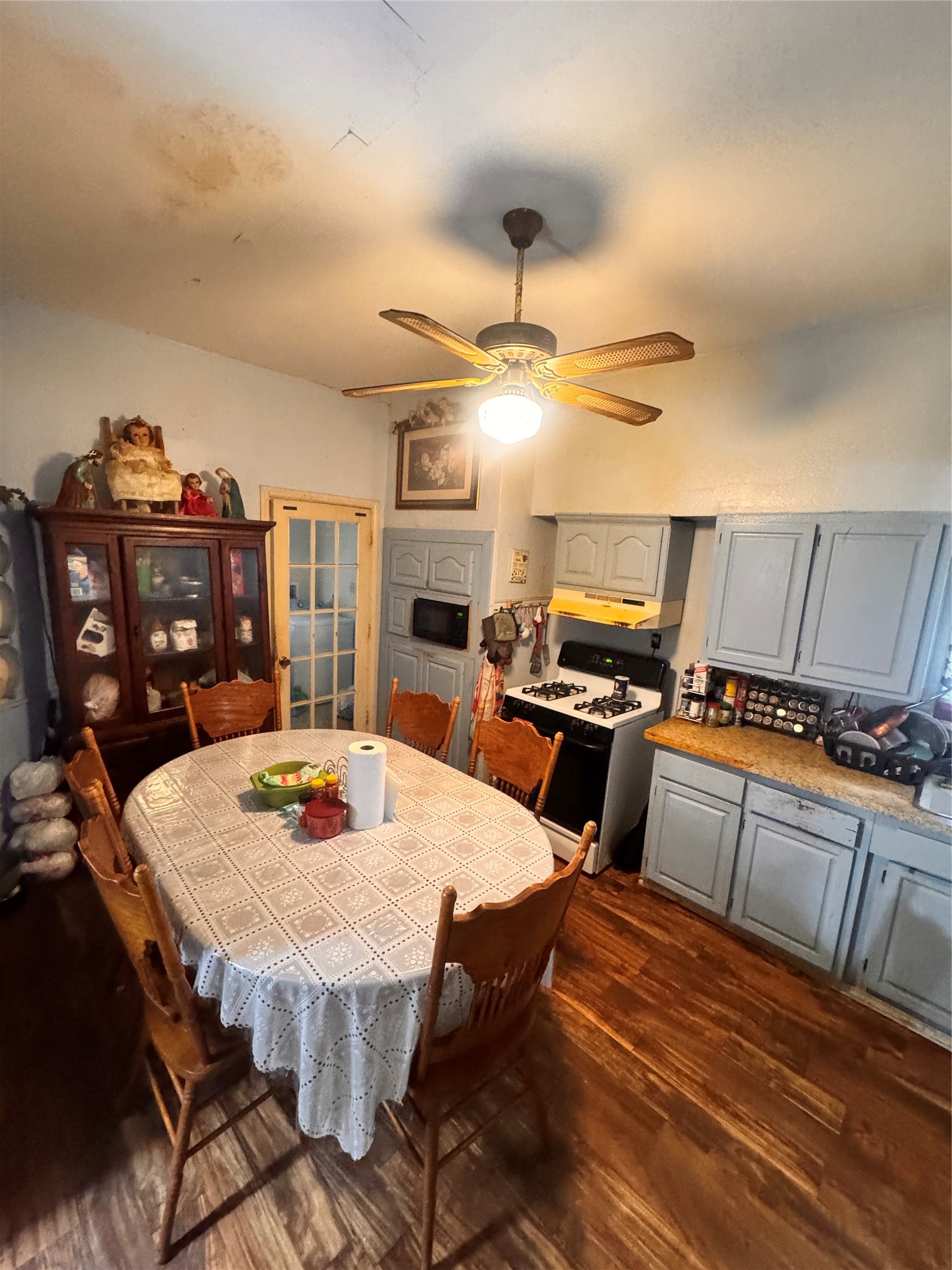 406 S Wilson Street Kaufman TX 75142