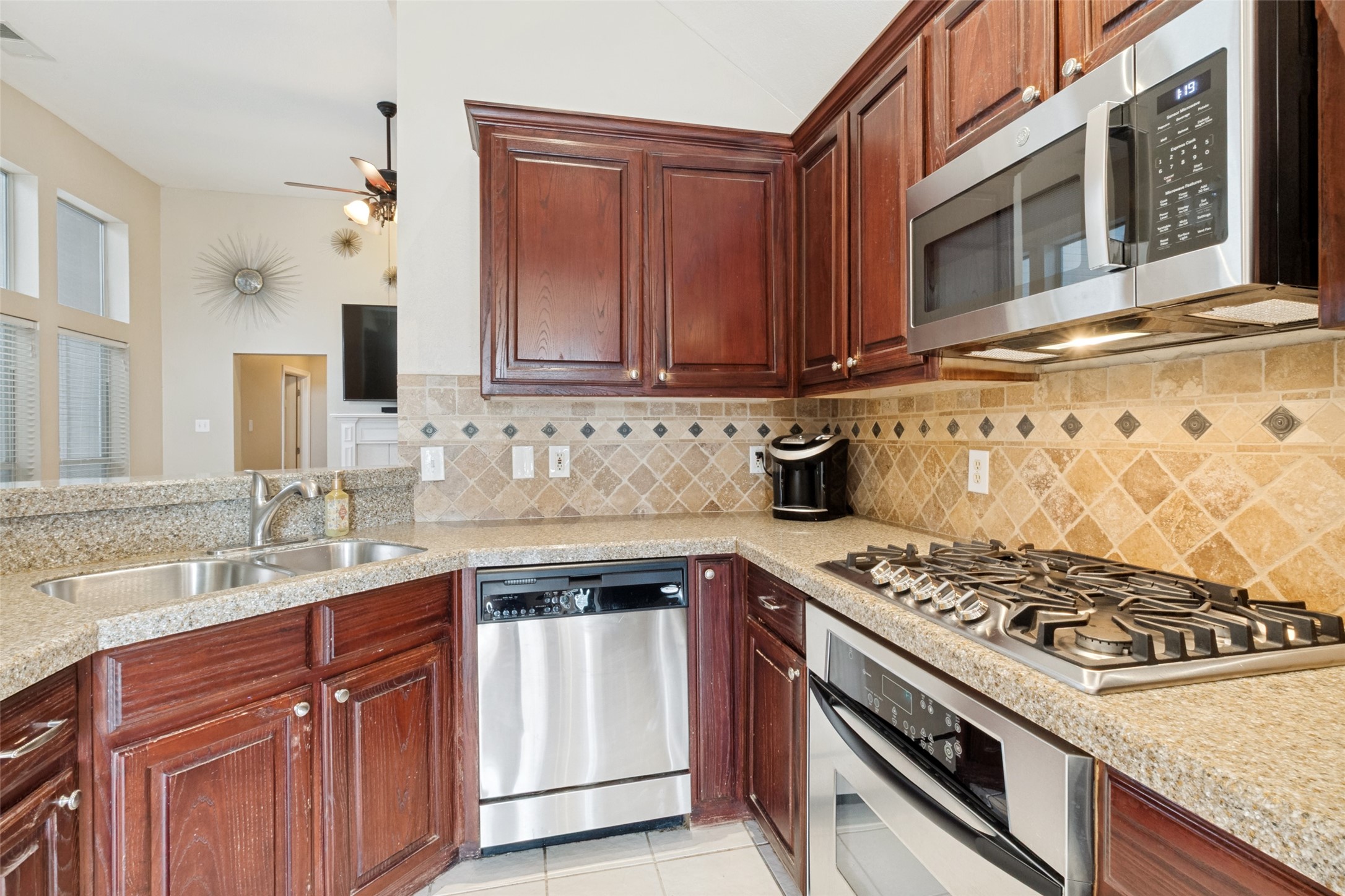 4038 Midrose Trail Dallas TX 75287