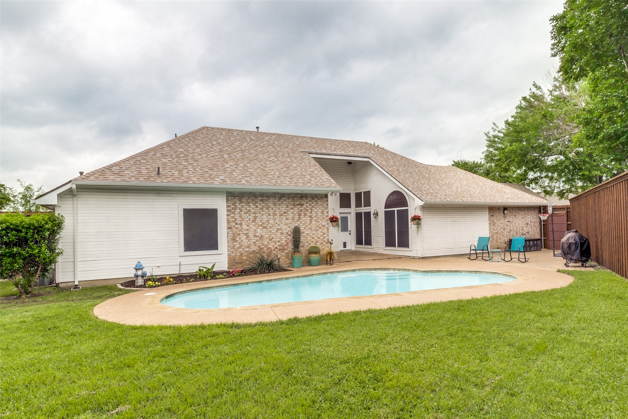4038 Midrose Trail Dallas TX 75287