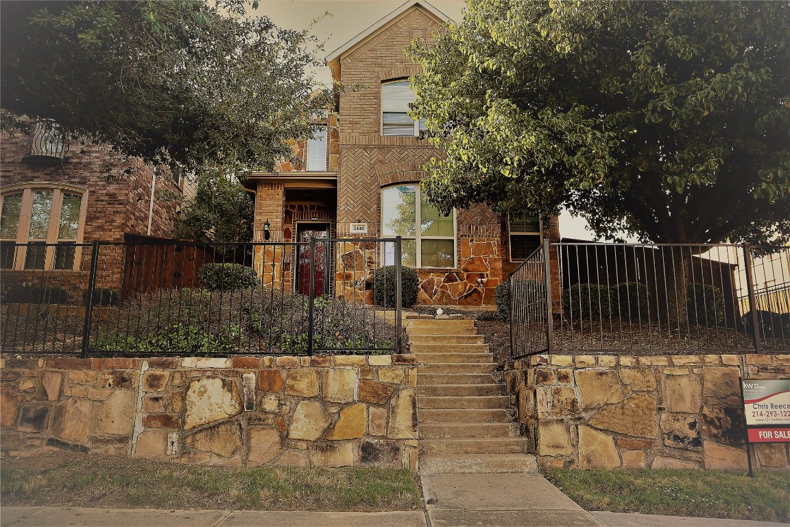 2440 Sunderland Lane Lewisville TX 75067