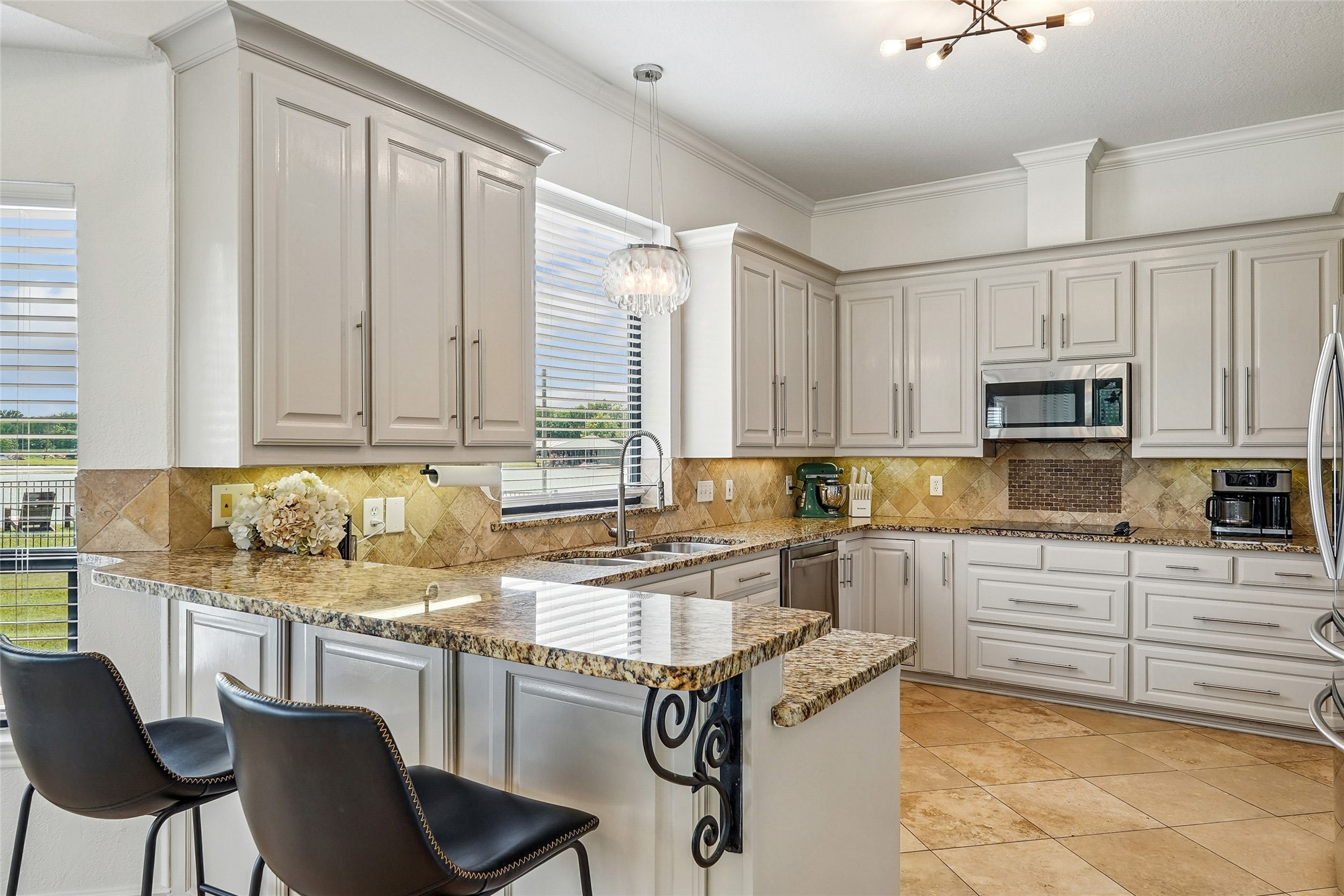 10 Ski Haven Drive Justin TX 76247
