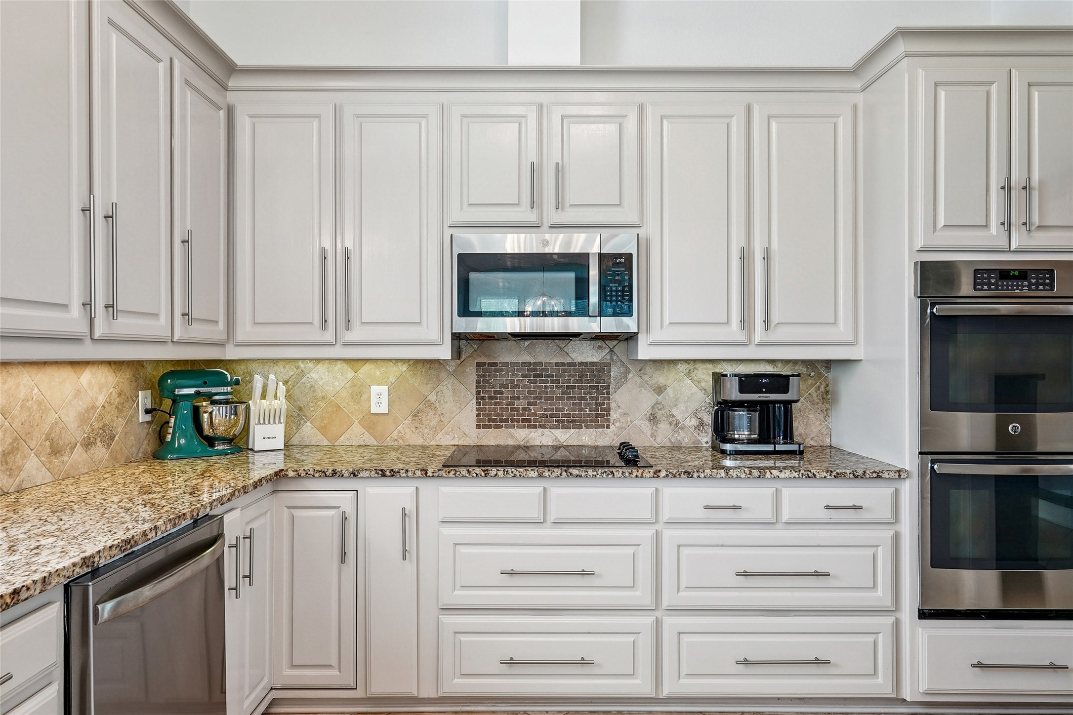 10 Ski Haven Drive Justin TX 76247