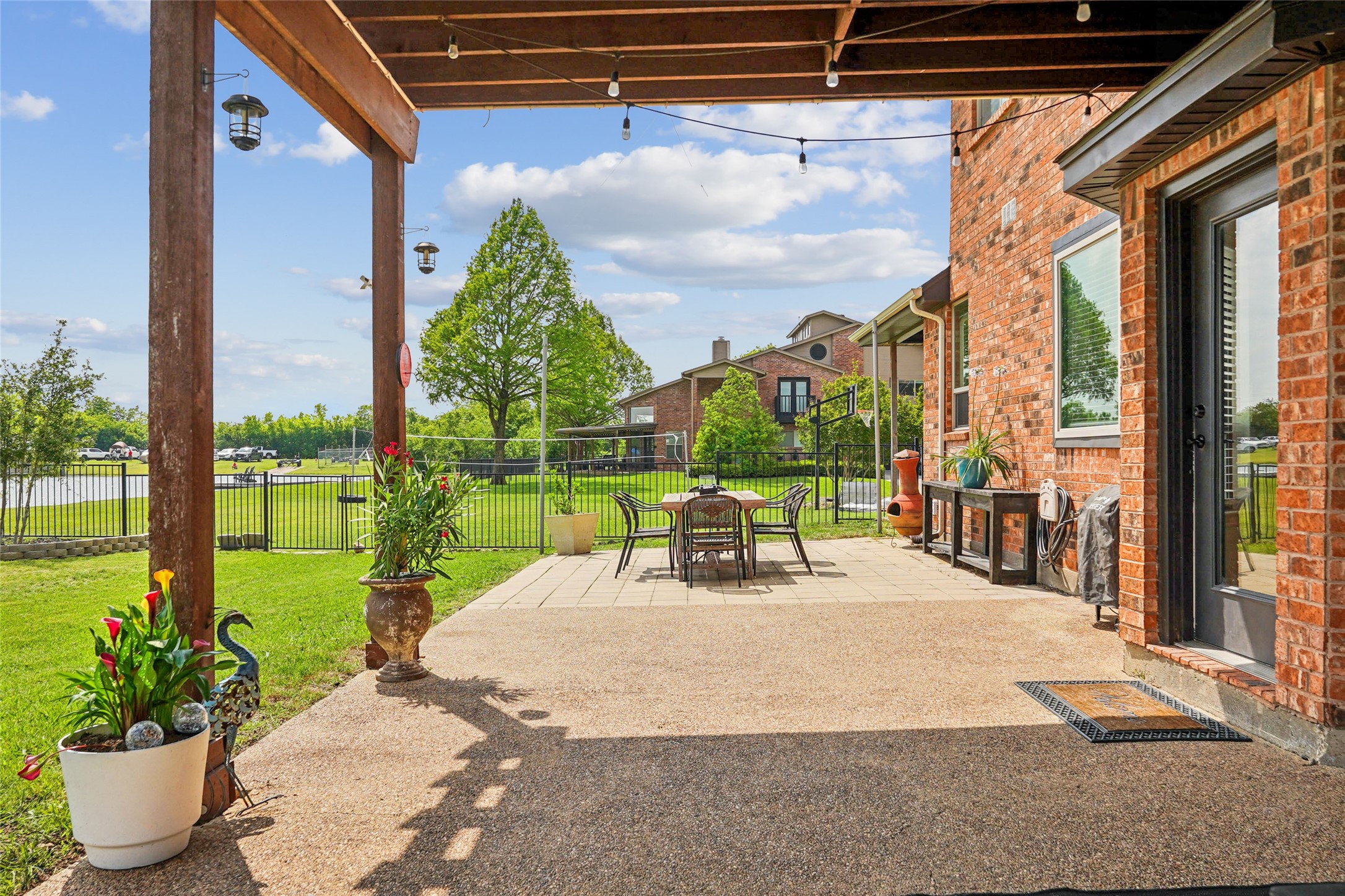10 Ski Haven Drive Justin TX 76247
