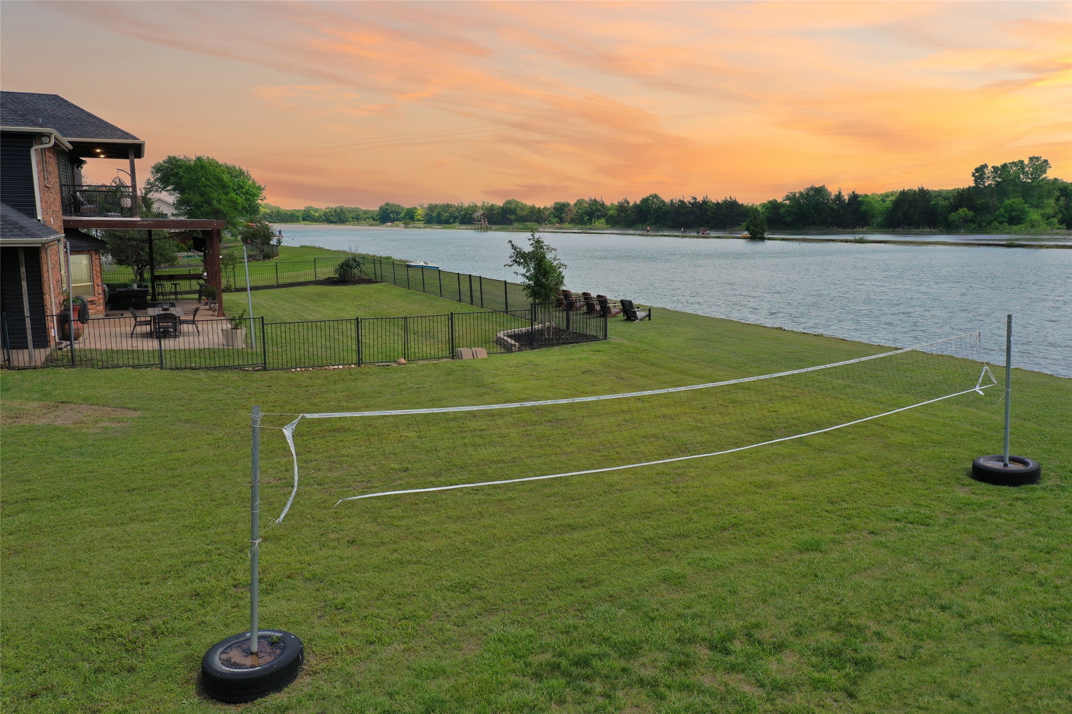 10 Ski Haven Drive Justin TX 76247