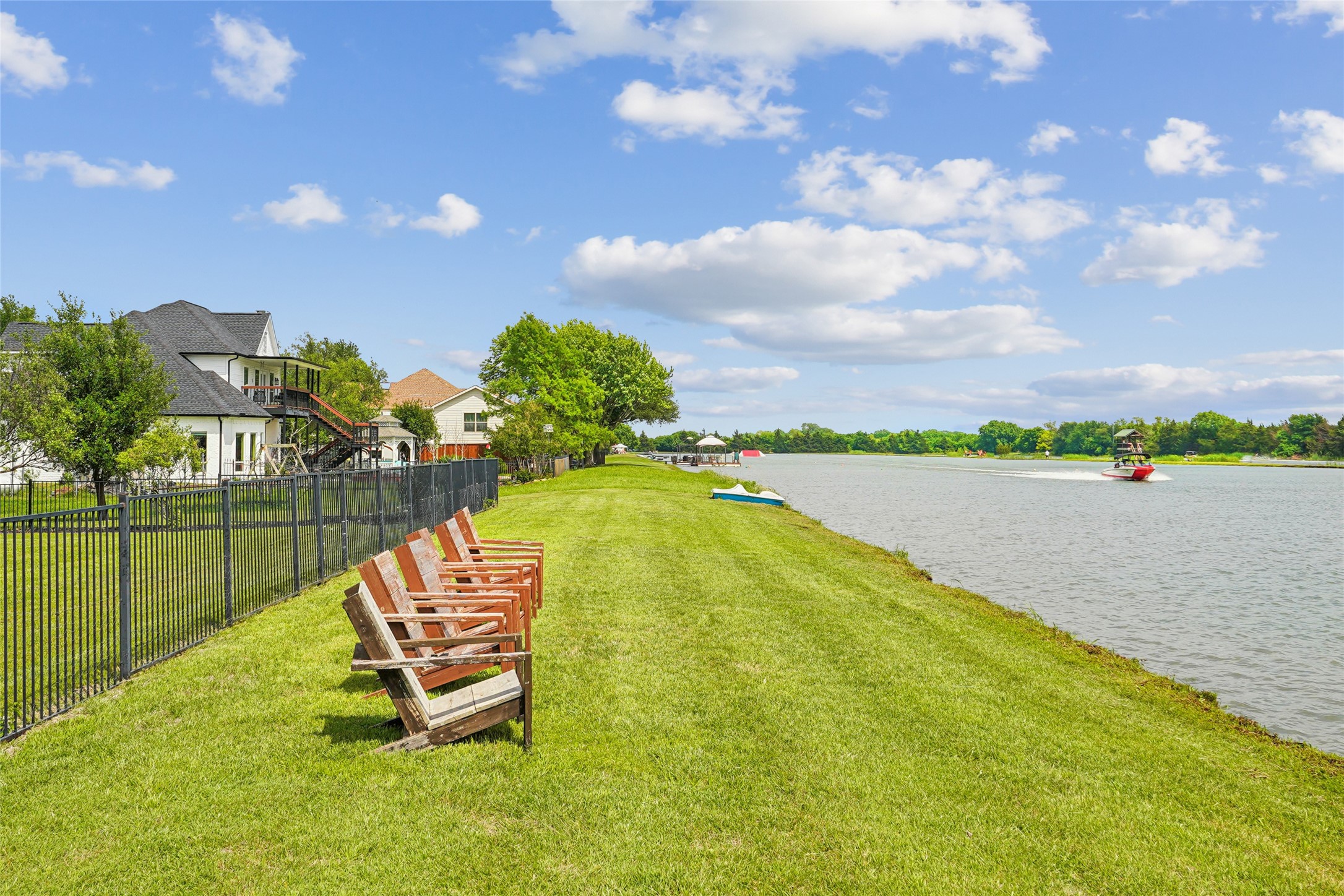 10 Ski Haven Drive Justin TX 76247