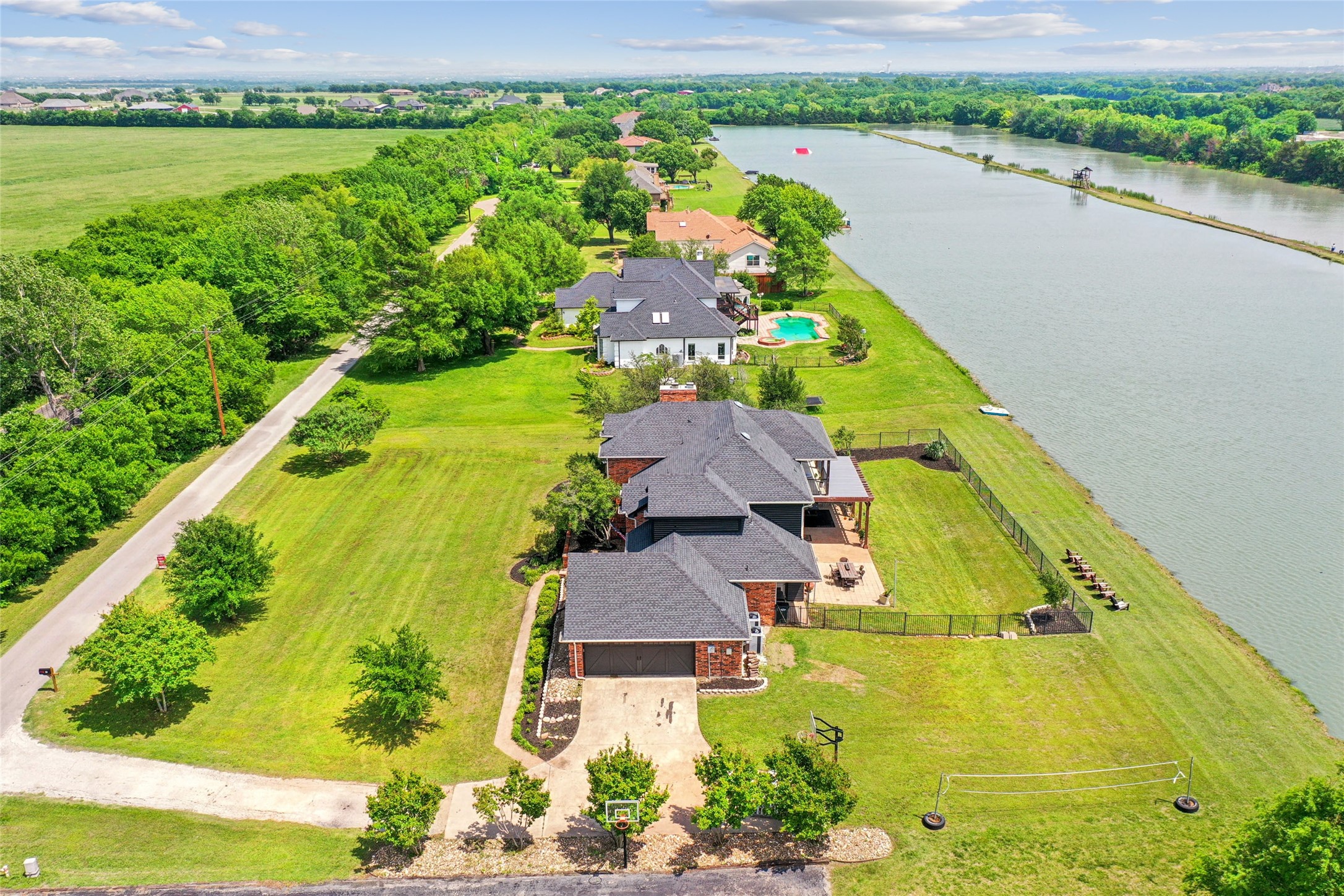 10 Ski Haven Drive Justin TX 76247