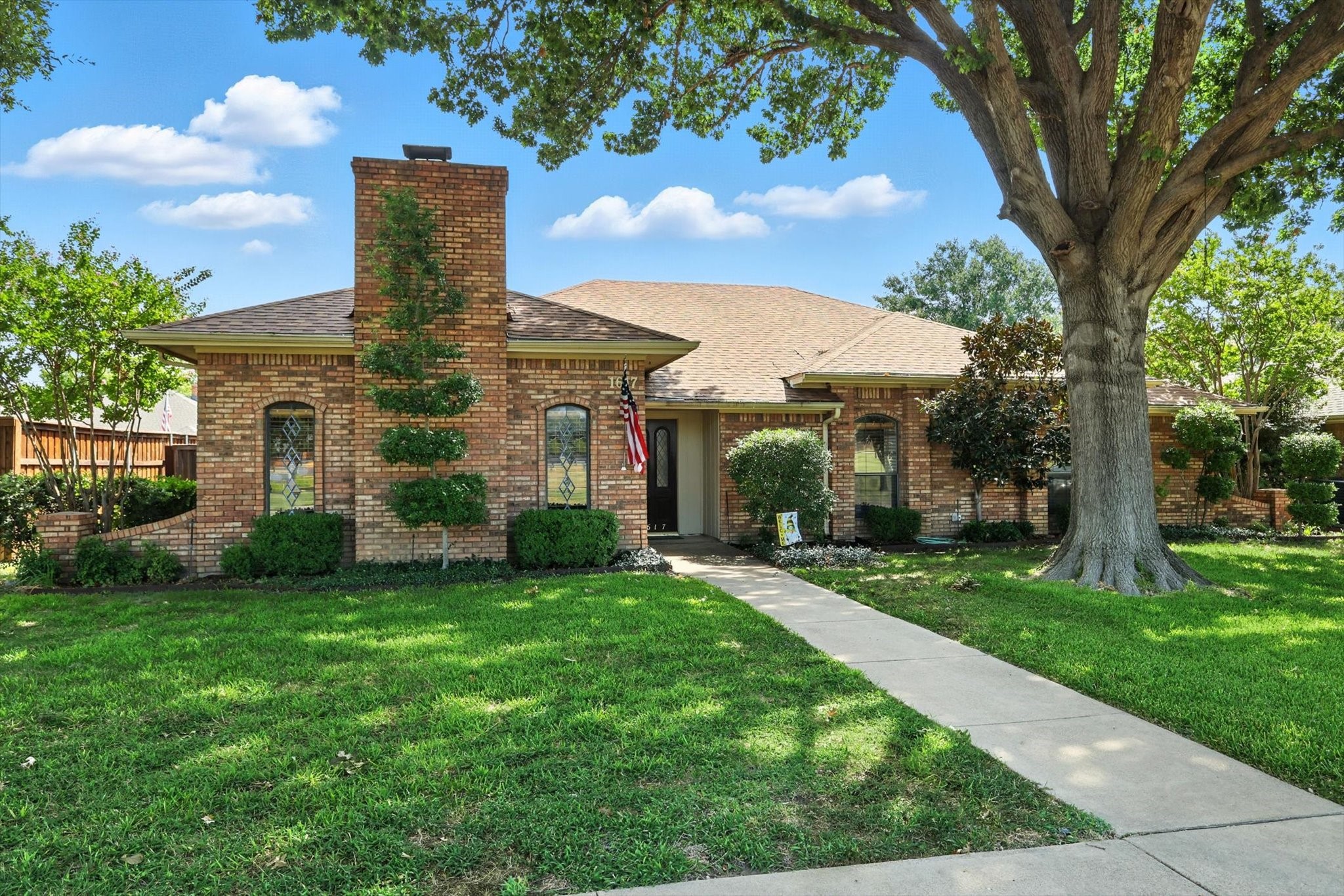 1617 Century Oaks Drive Lewisville TX 75077