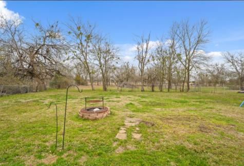 209 Mill Street Lone Oak TX 75453