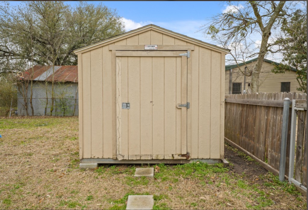 209 Mill Street Lone Oak TX 75453
