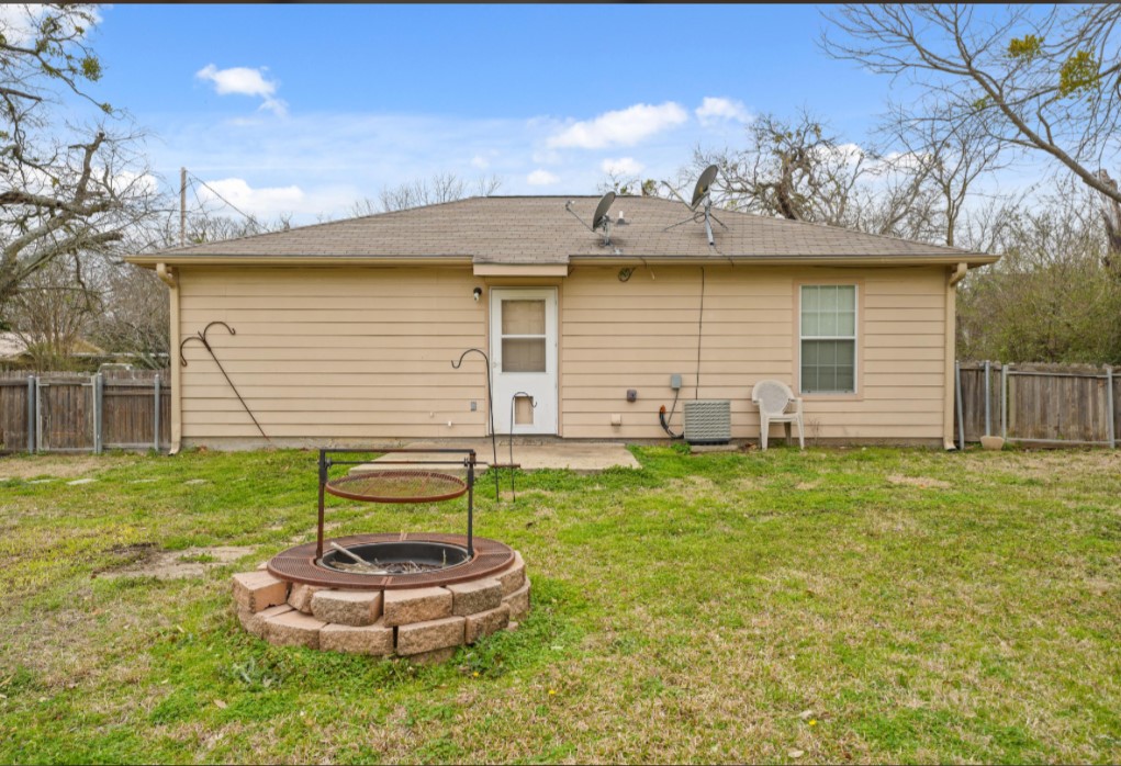 209 Mill Street Lone Oak TX 75453