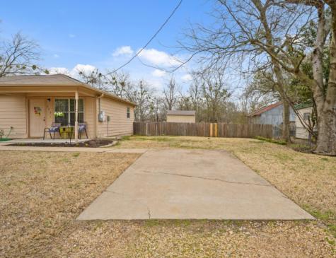 209 Mill Street Lone Oak TX 75453