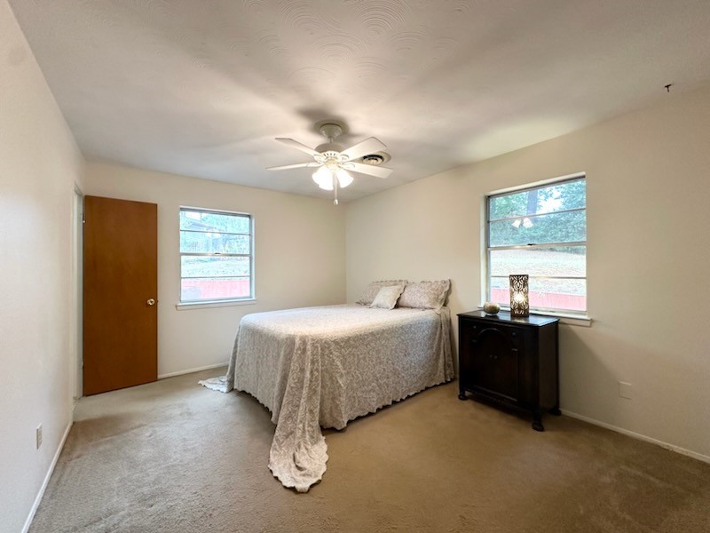 1519 W Chestnut Street Denison TX 75020