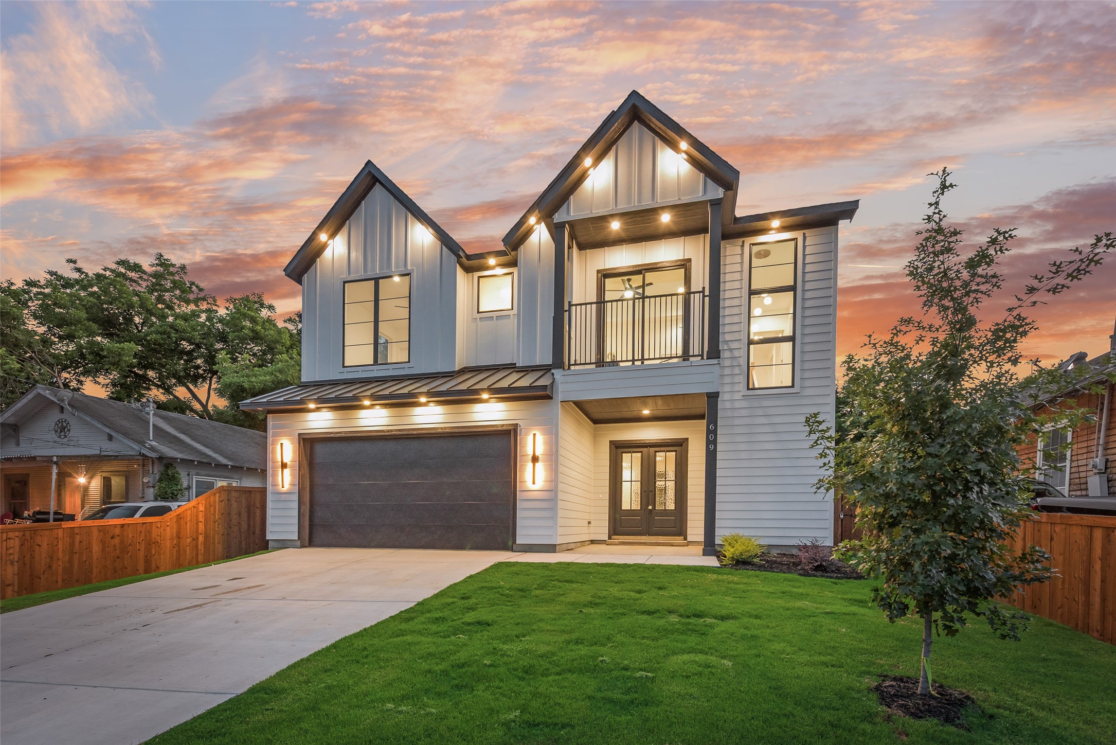 609 Cumberland Street Dallas TX 75203