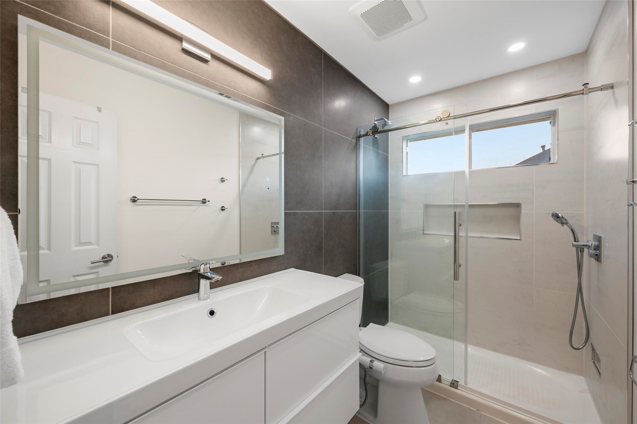 1819 Sandalwood Lane Grapevine TX 76051
