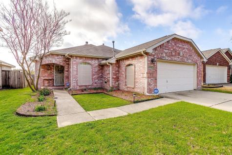 6705 Day Drive Fort Worth TX 76132
