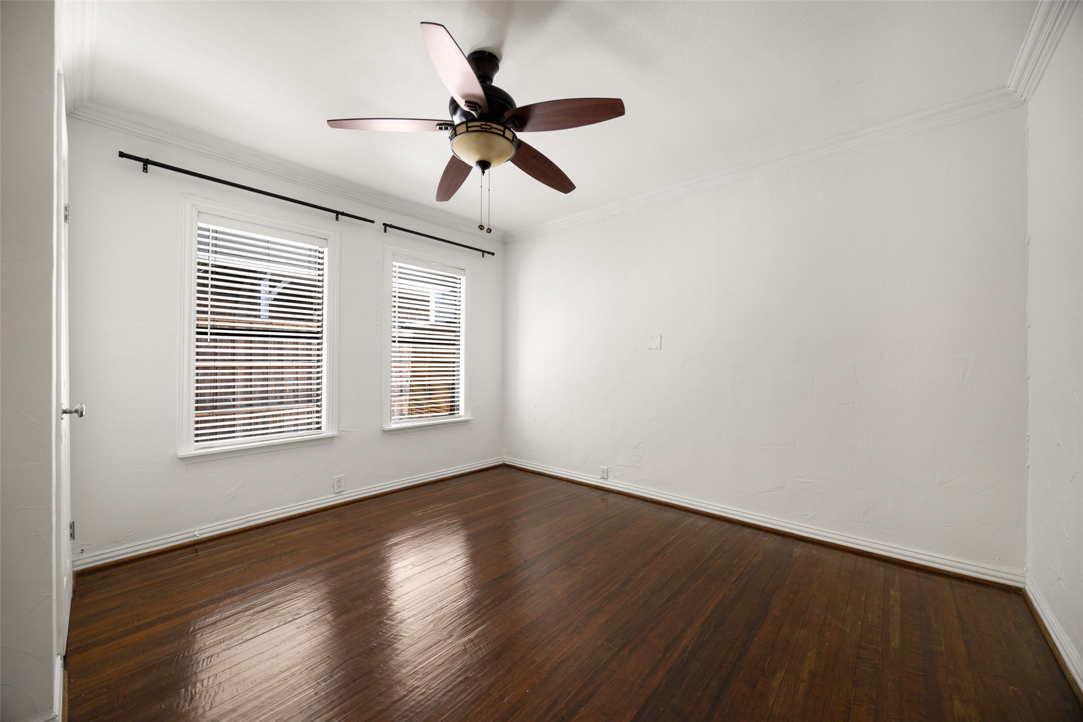 6153 Goliad Avenue Dallas TX 75214