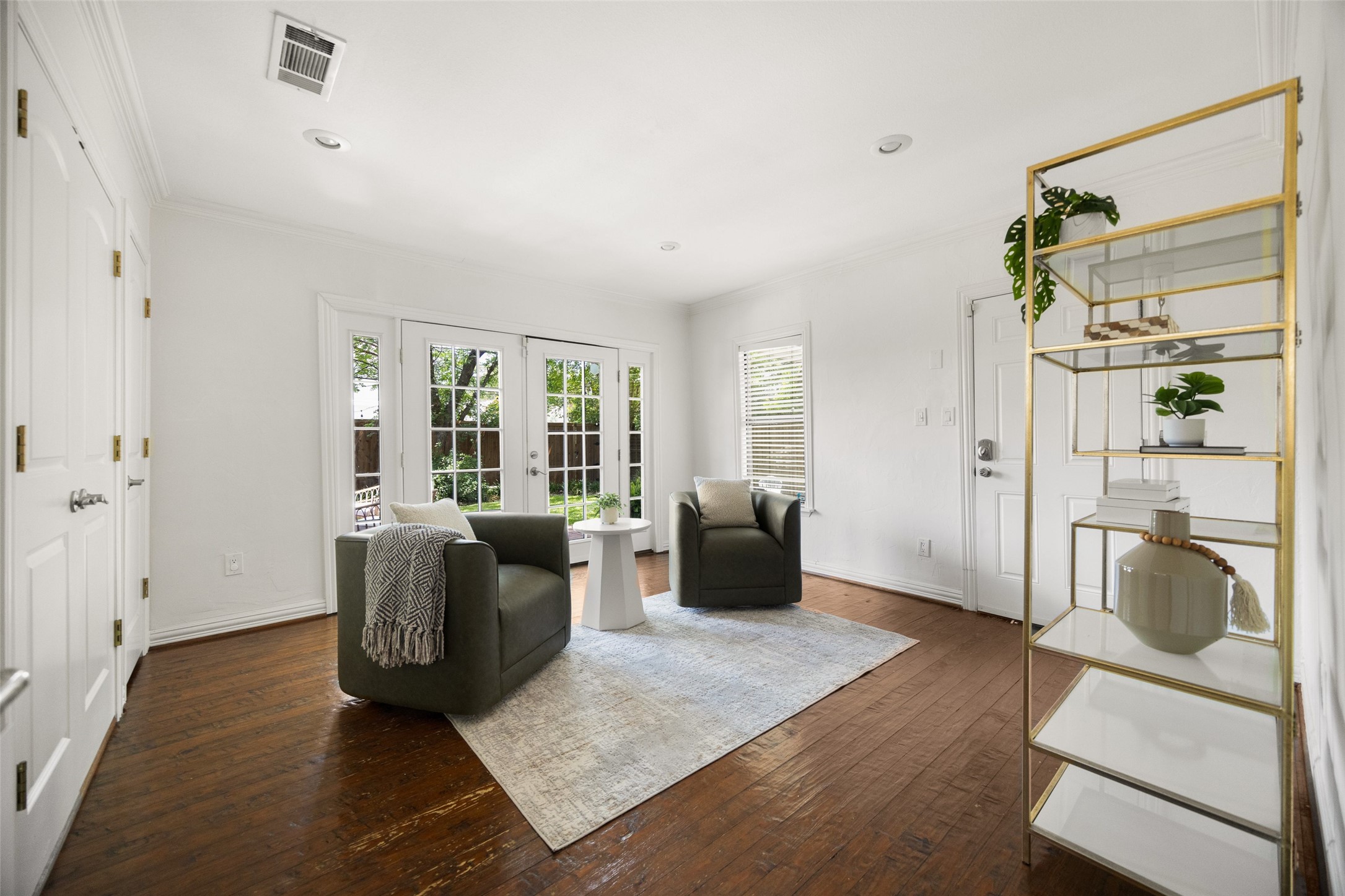 6153 Goliad Avenue Dallas TX 75214