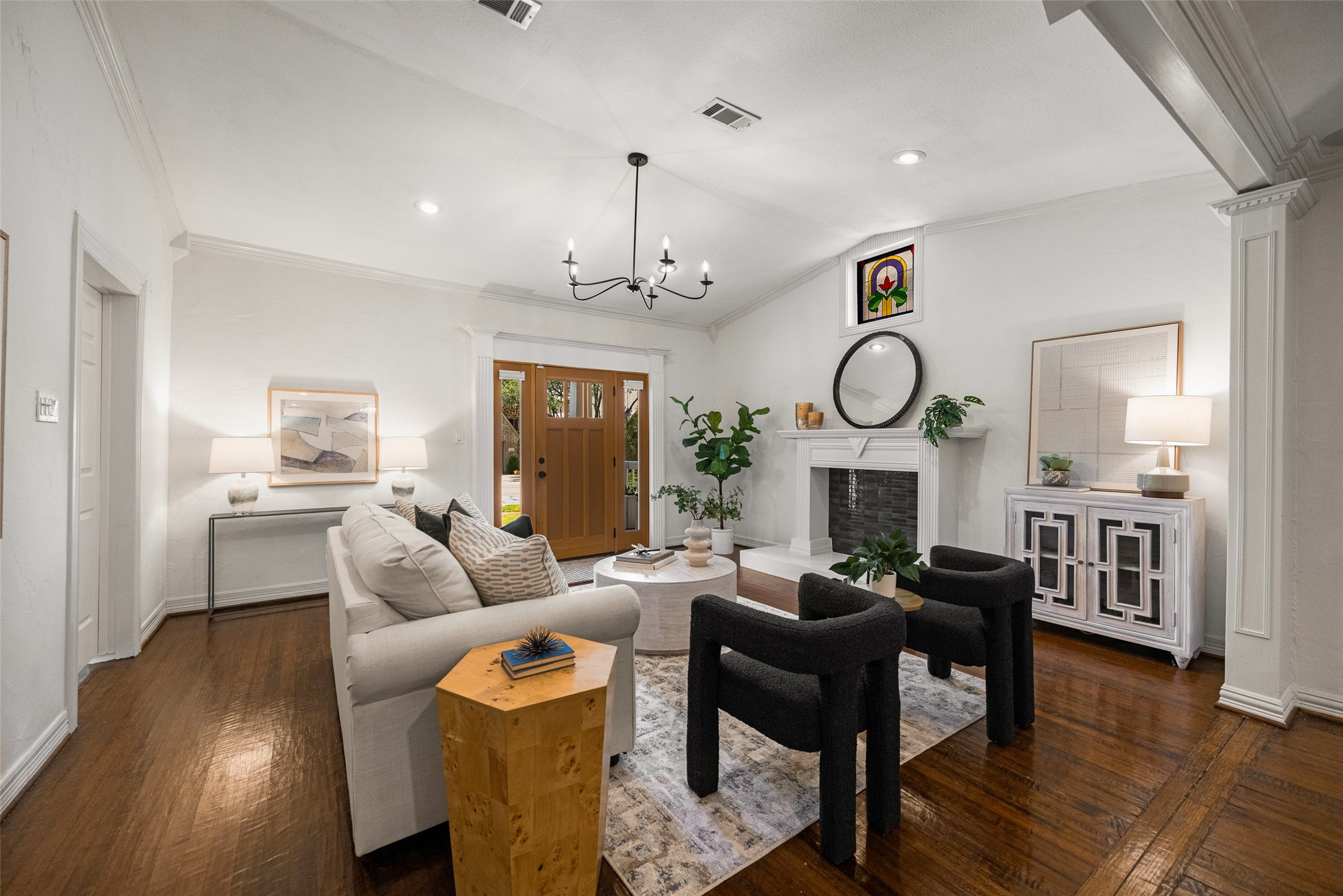 6153 Goliad Avenue Dallas TX 75214