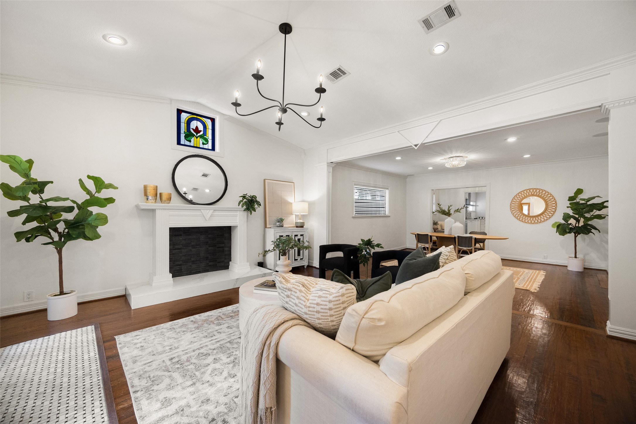 6153 Goliad Avenue Dallas TX 75214