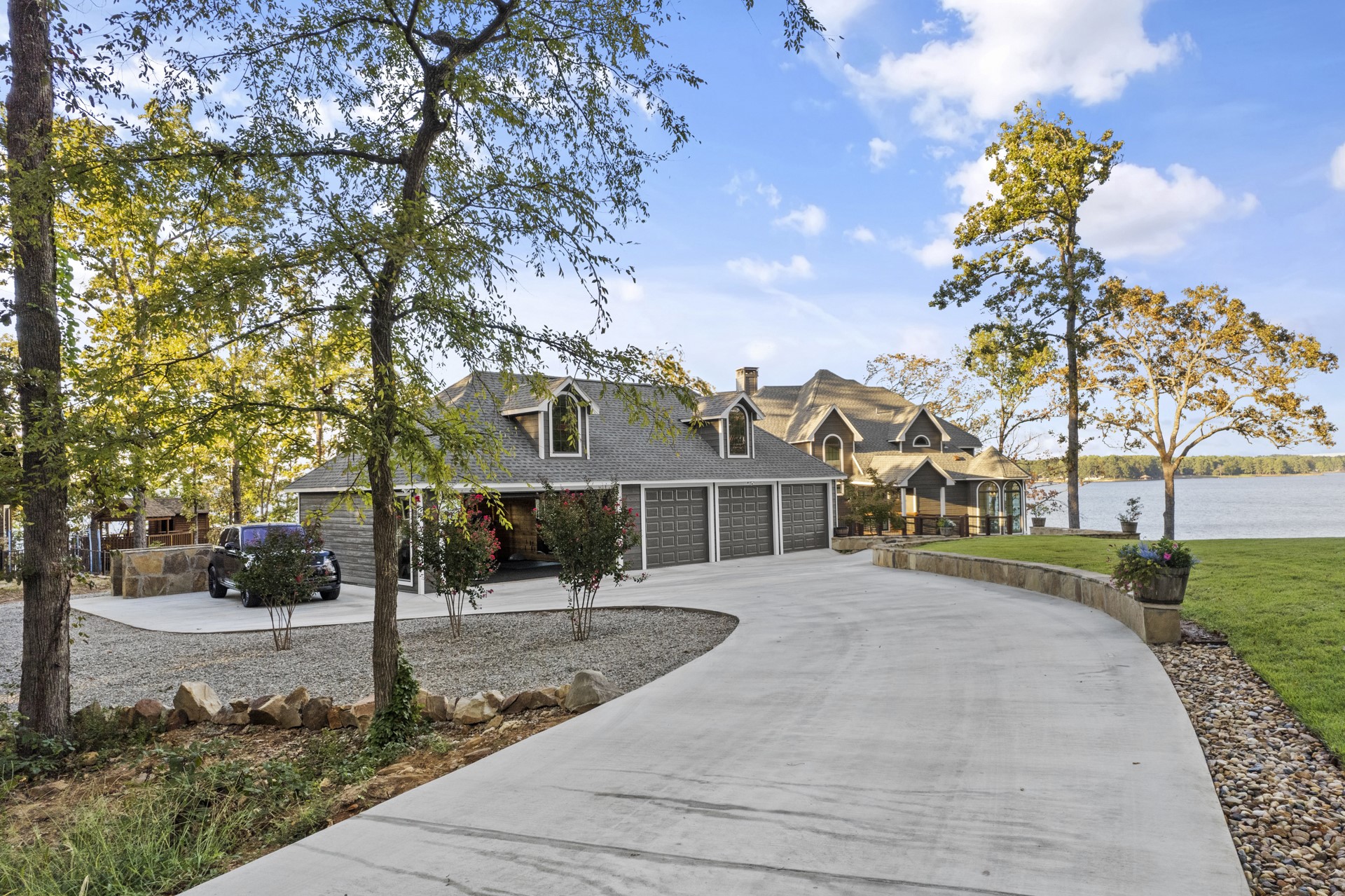 359 E El Dorado Scroggins TX 75480