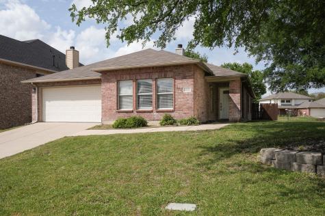 6525 Willow Oak Court Fort Worth TX 76112