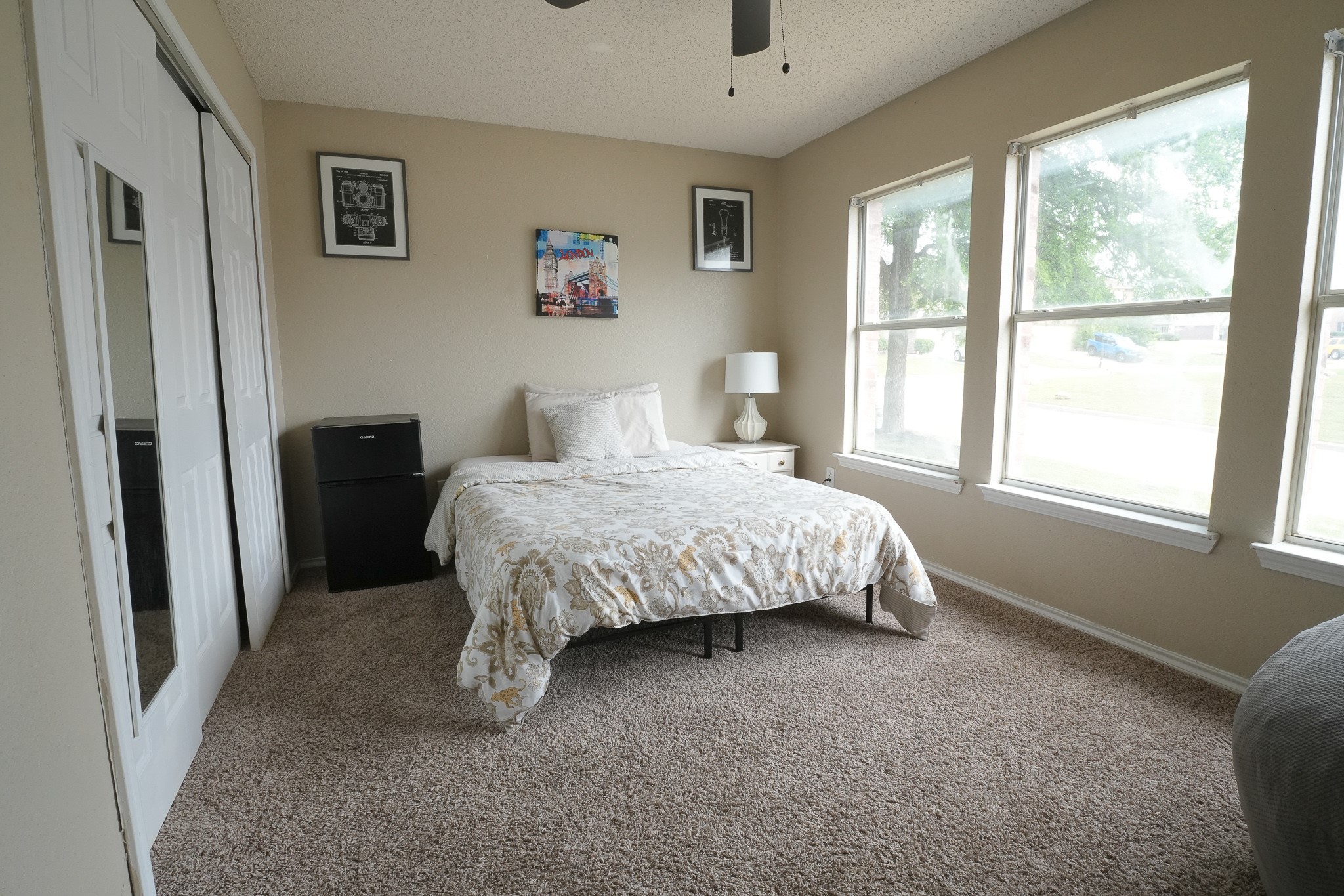 6525 Willow Oak Court Fort Worth TX 76112
