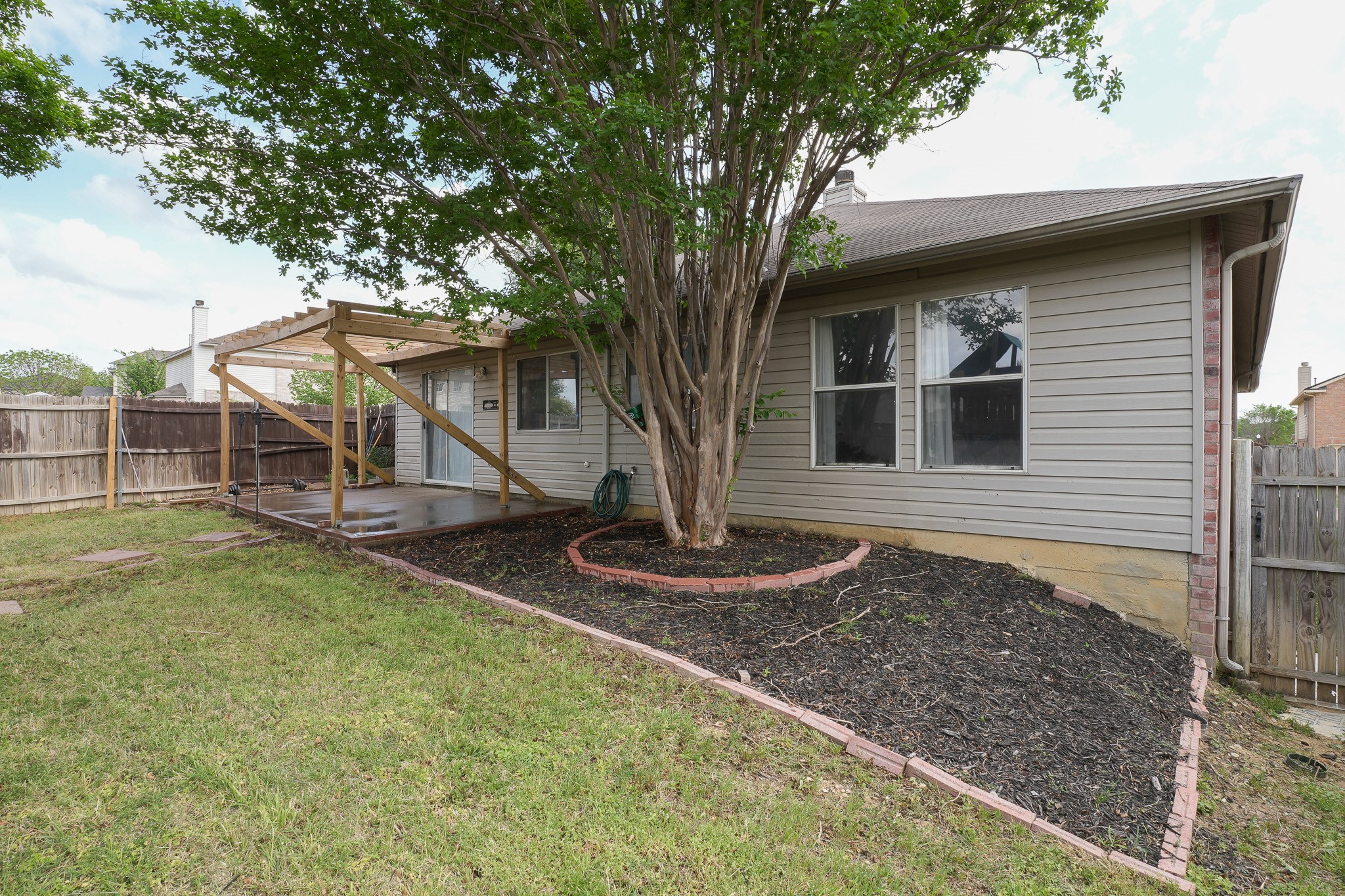 6525 Willow Oak Court Fort Worth TX 76112