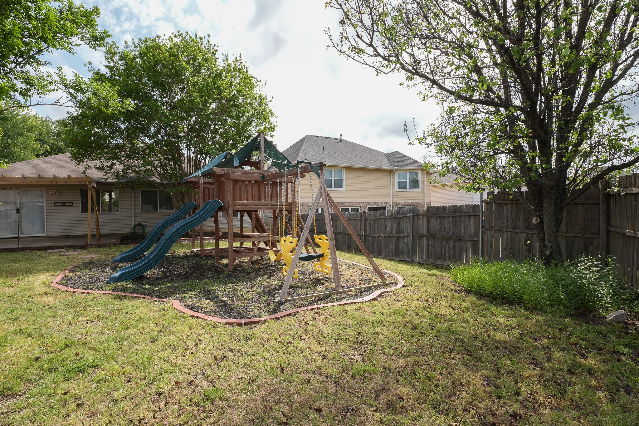 6525 Willow Oak Court Fort Worth TX 76112