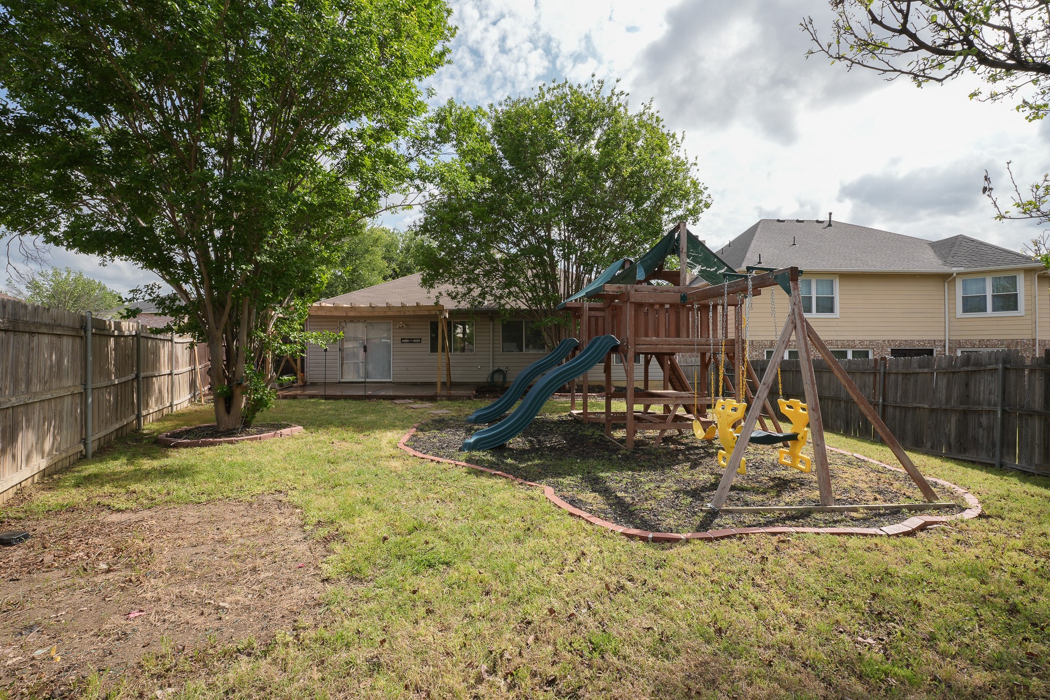6525 Willow Oak Court Fort Worth TX 76112