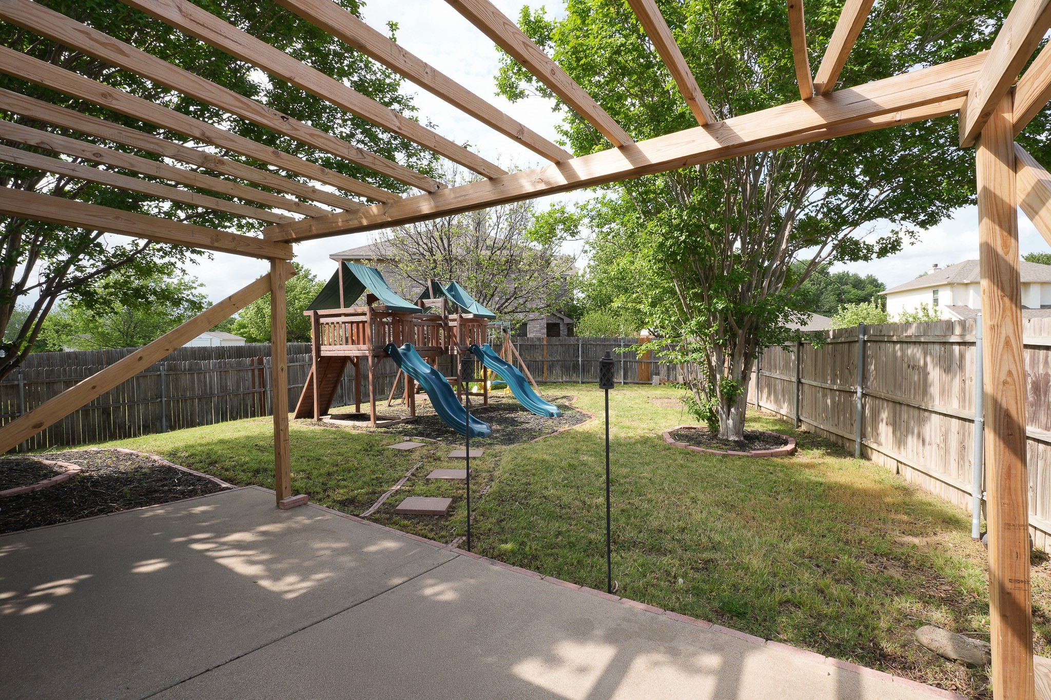 6525 Willow Oak Court Fort Worth TX 76112