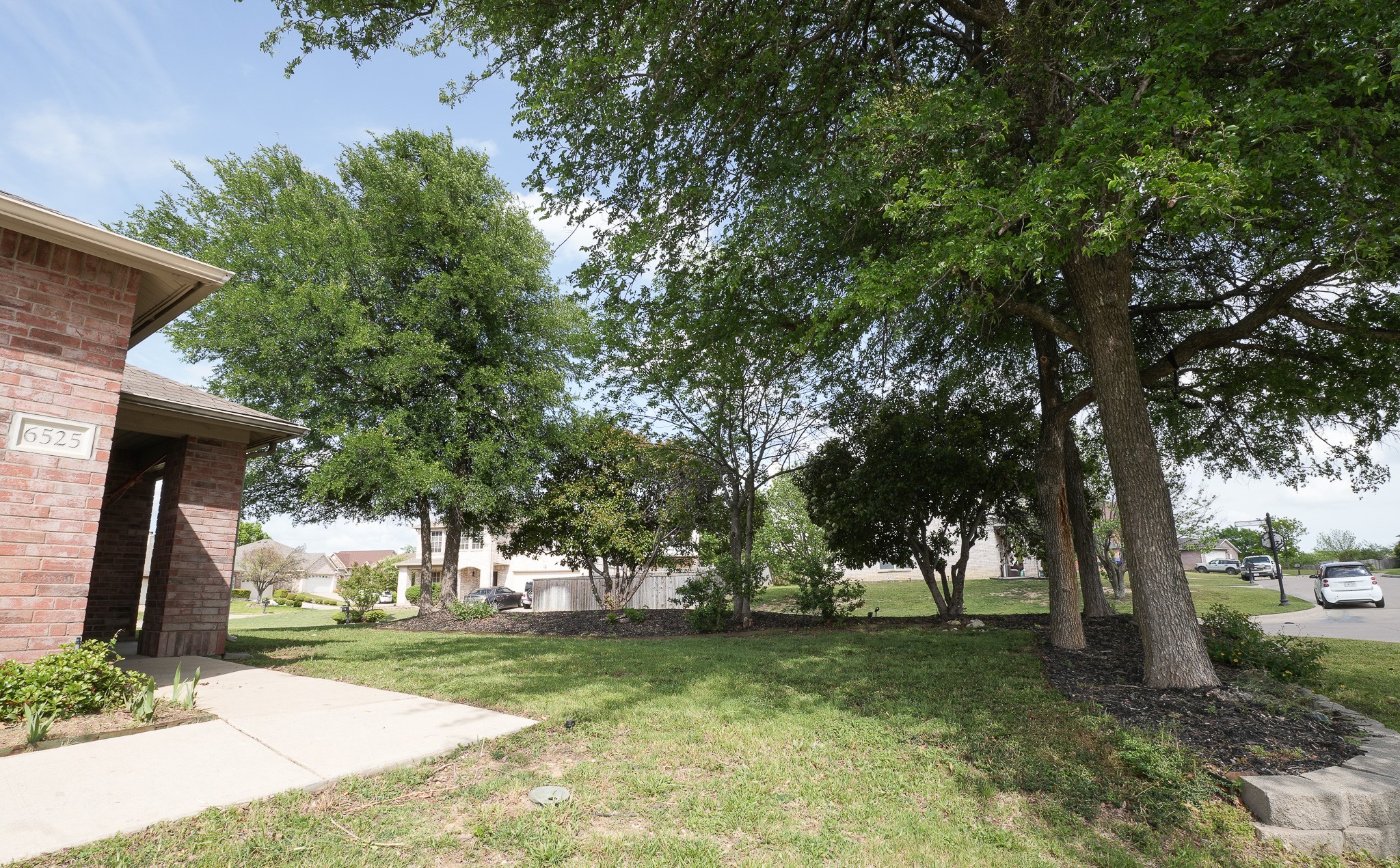 6525 Willow Oak Court Fort Worth TX 76112