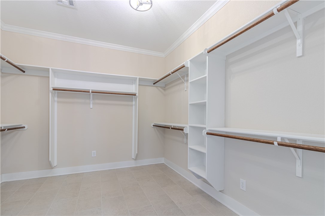 1037 Queen Elizabeth Drive Mcgregor TX 76657