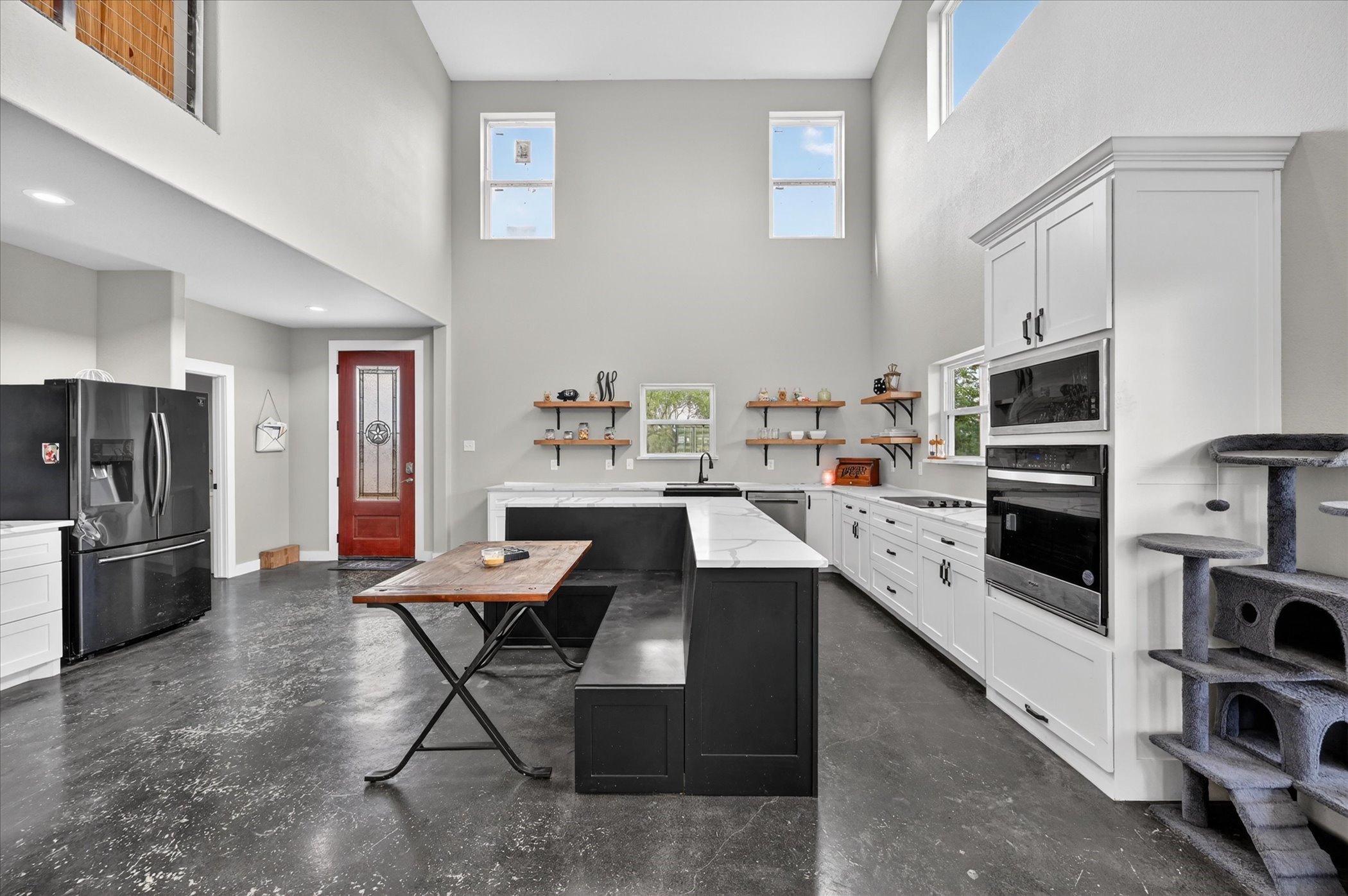 528 Hill County Road 4411 Grandview TX 76050