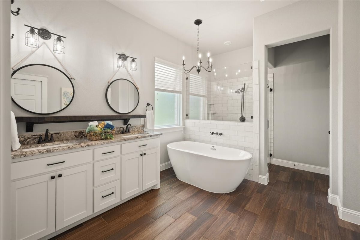 7773 Berry Road Burleson TX 76028