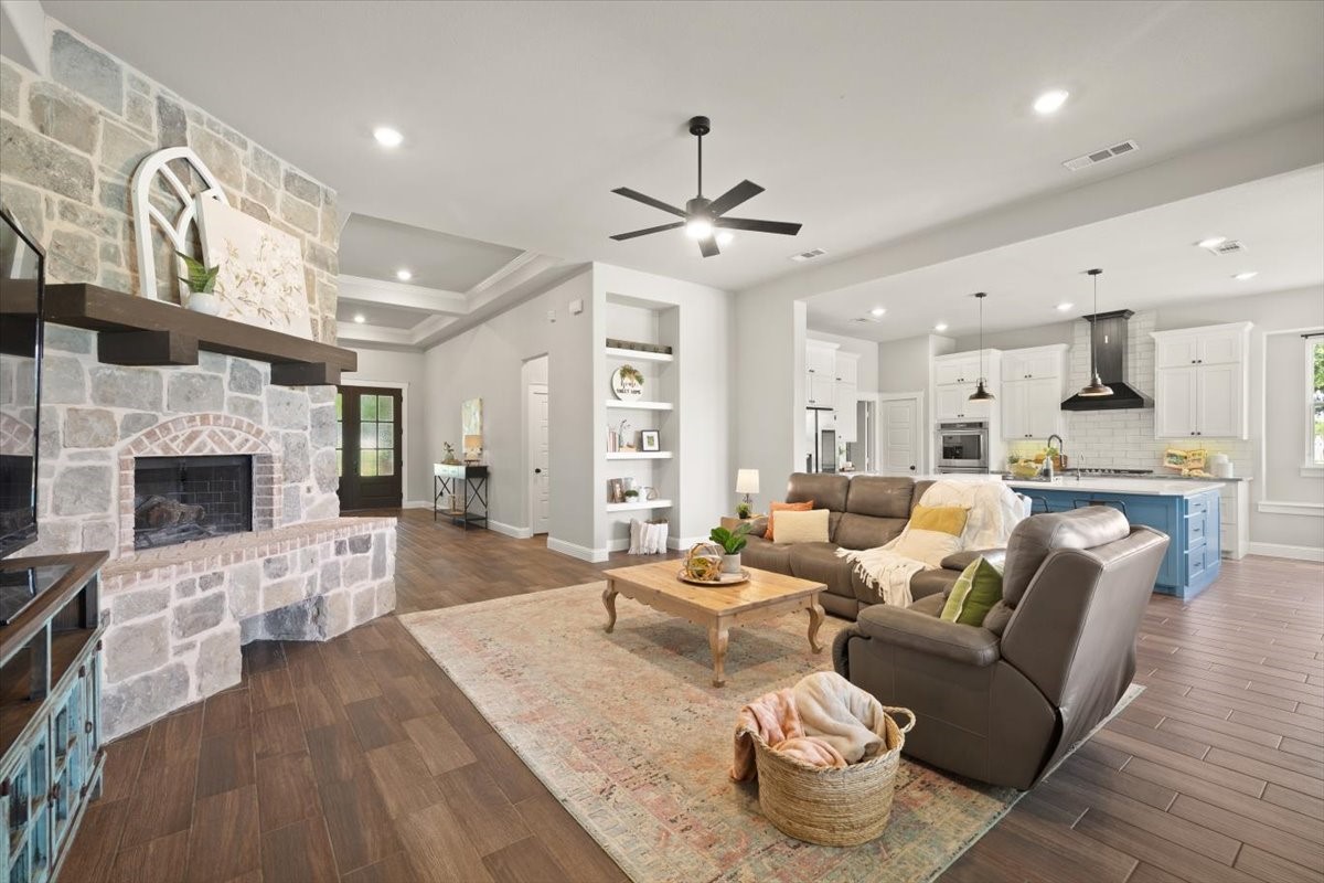 7773 Berry Road Burleson TX 76028