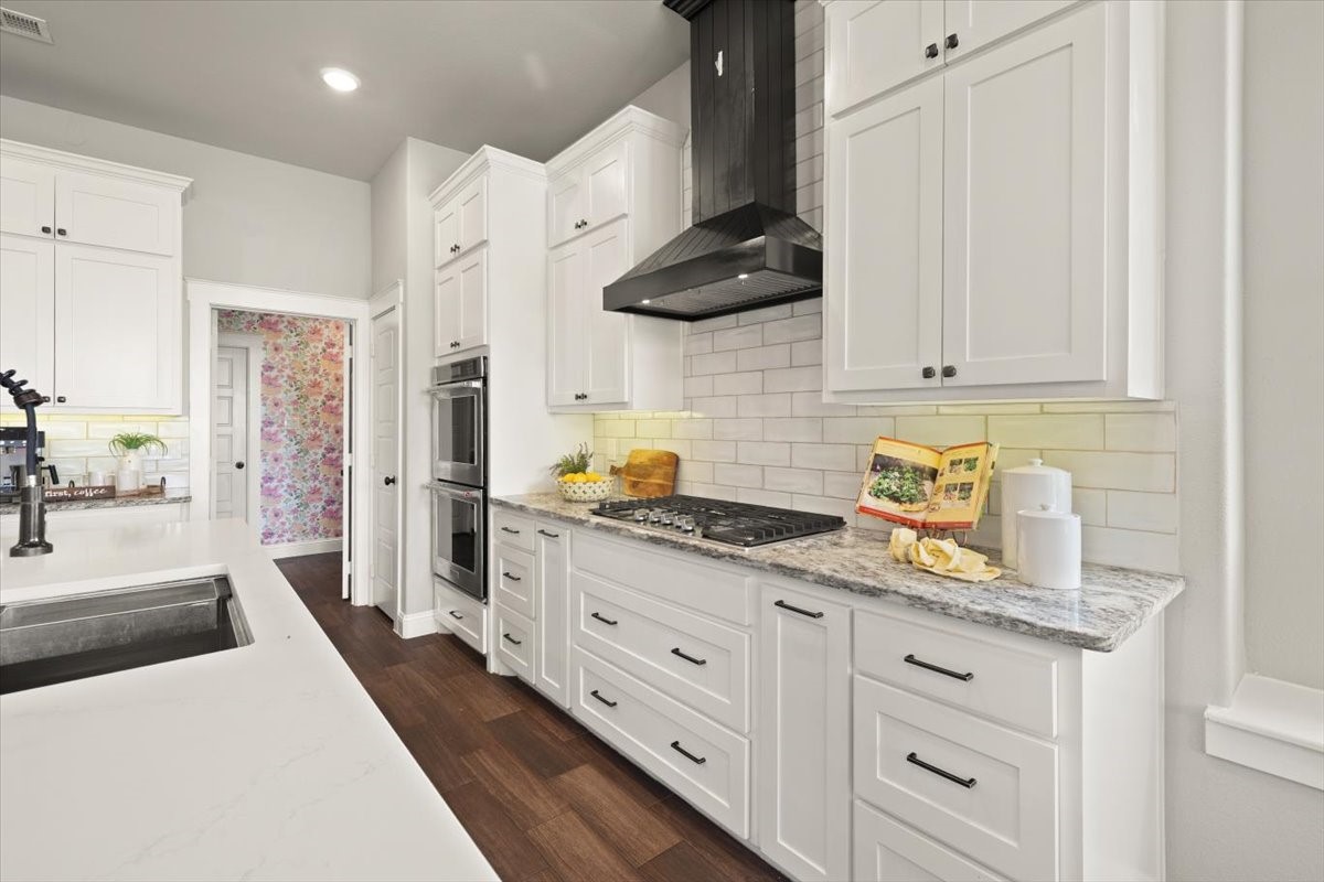 7773 Berry Road Burleson TX 76028