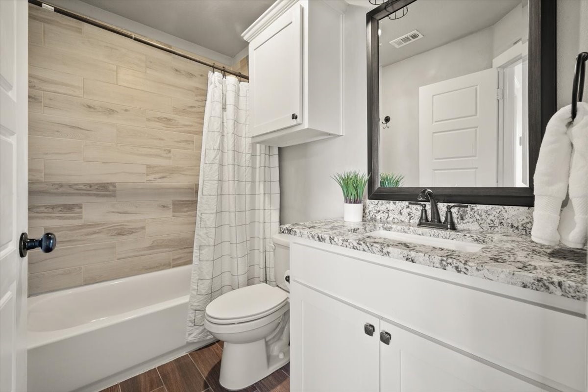 7773 Berry Road Burleson TX 76028