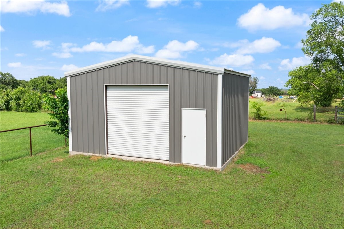 7773 Berry Road Burleson TX 76028