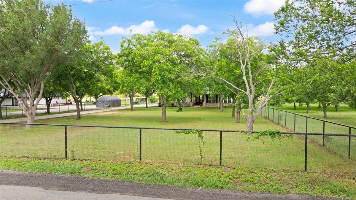 7773 Berry Road Burleson TX 76028