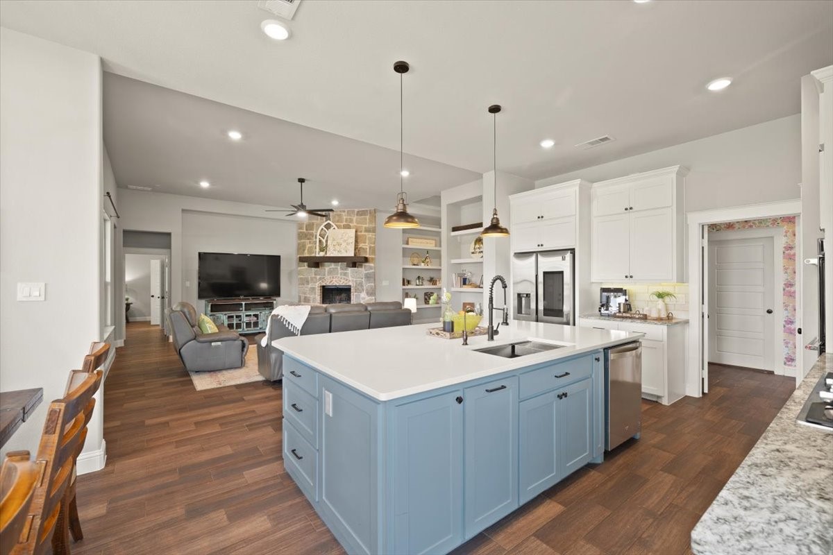 7773 Berry Road Burleson TX 76028