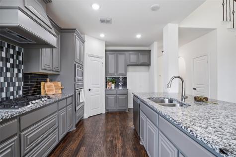 1122 Alderwood Drive Justin TX 76247