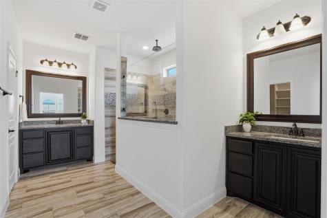 1122 Alderwood Drive Justin TX 76247