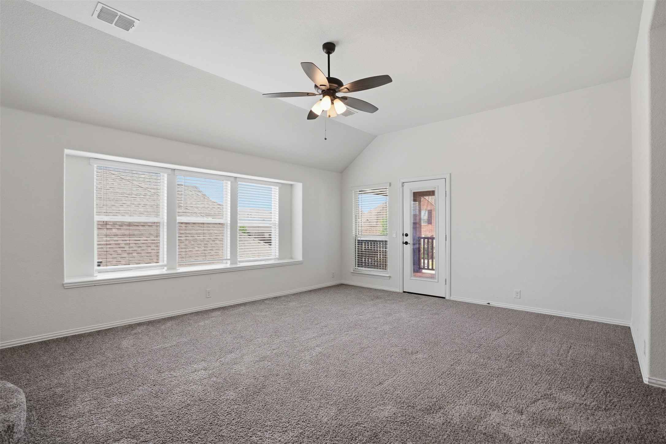 1122 Alderwood Drive Justin TX 76247