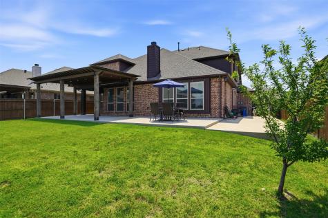 1122 Alderwood Drive Justin TX 76247
