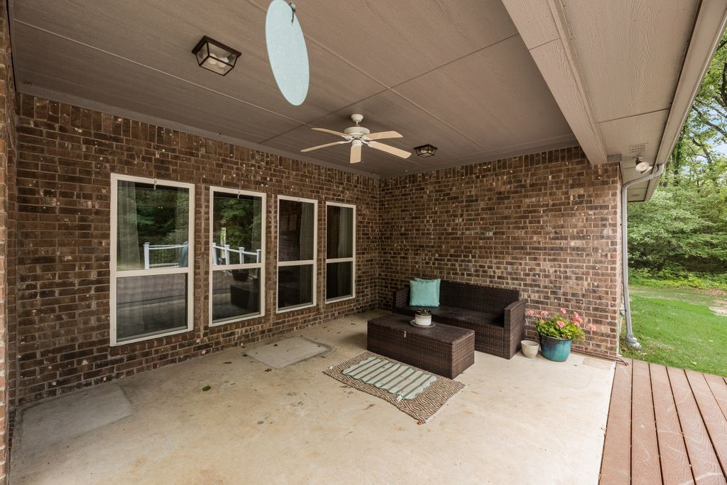 135 Lake Street Quinlan TX 75474